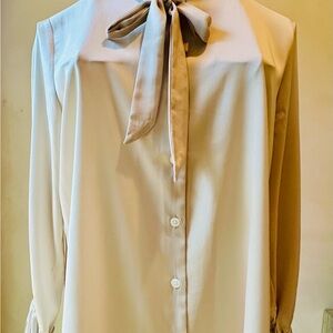 Banana Republic Cream Bow Blouse